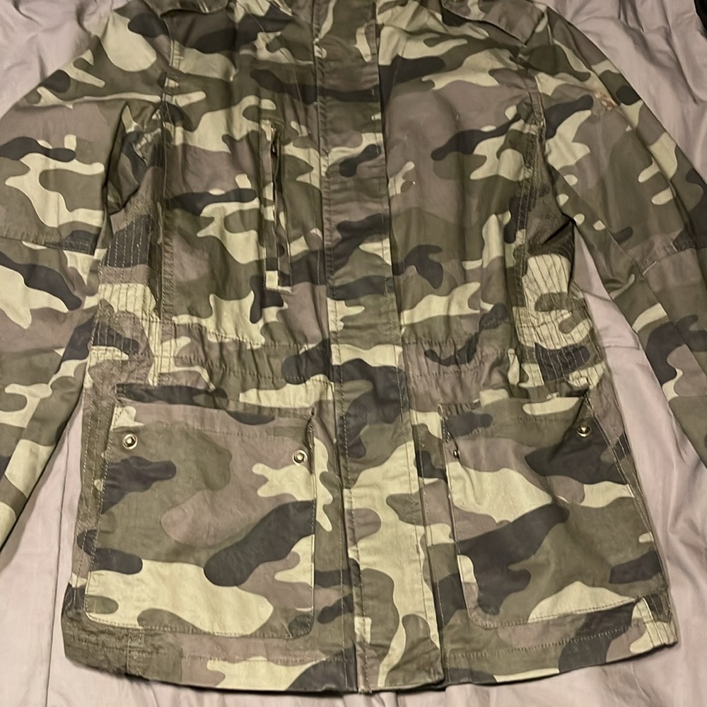 Green camouflage online jacket, size medium - Picture 4 of 8